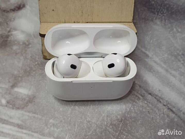 Беспроводные наушники Apple AirPods Pro 2 2022