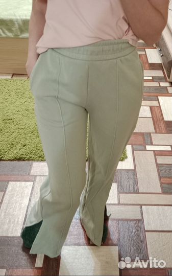 Утепленные брюки с водолазкой