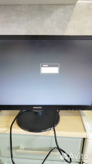 Монитор Philips 223v5l