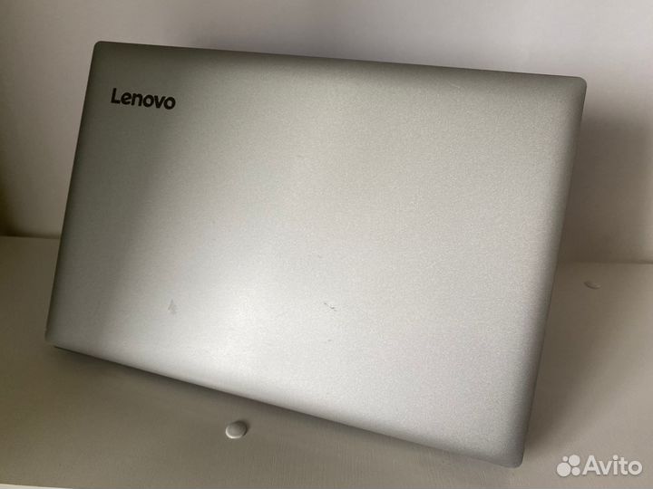 Lenovo i3-7100u/940MX/12GB/1TB