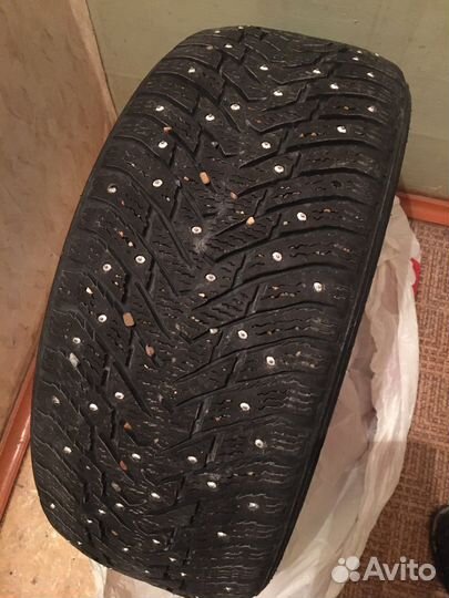 Nokian Tyres Hakkapeliitta 8 215/50 R17