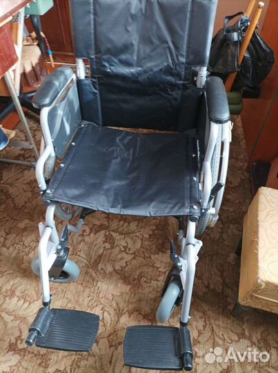 Инвалидная коляска
