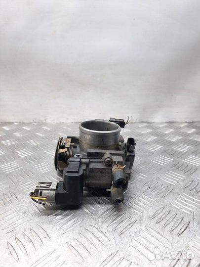 Дроссельная заслонка Honda Civic 1.6 D16V1 2003