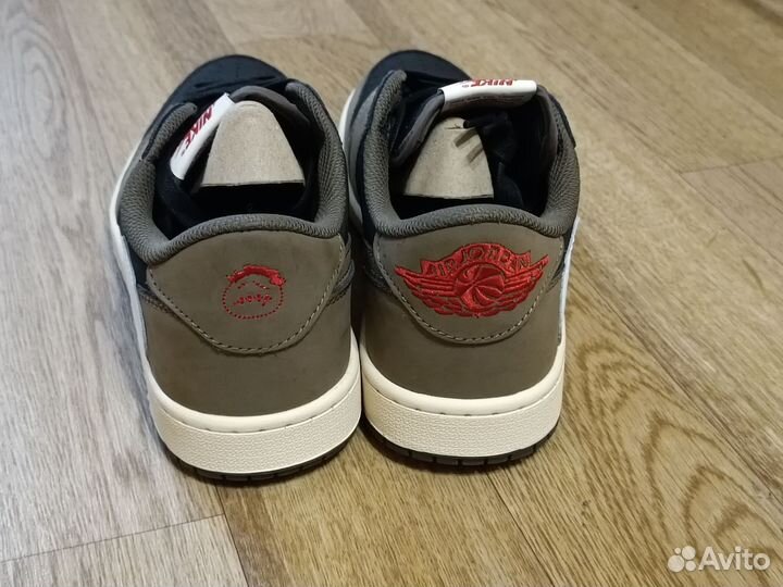 Кроссовки nike air jordan 1 low travis scott