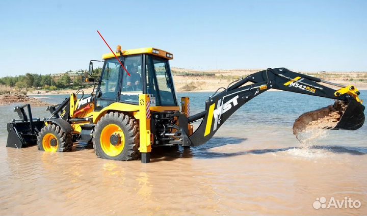 Стекло за дверью левое для погрузчика MST