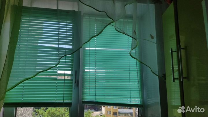 Жалюзи горизонтальные бу