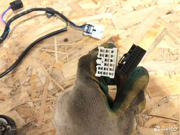 Проводка двери передняя левая Mitsubishi Outlander