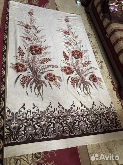 Шторы новые, 4 шт