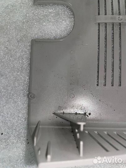 Уплотнитель жабо Mercedes-Benz M-Класс W166 2015