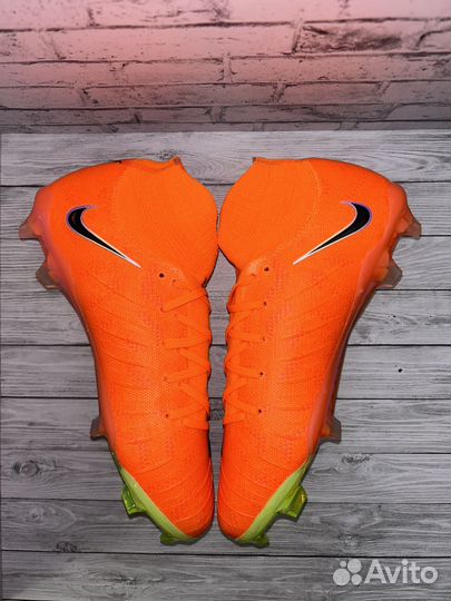 Бутсы Nike Phantom Luna