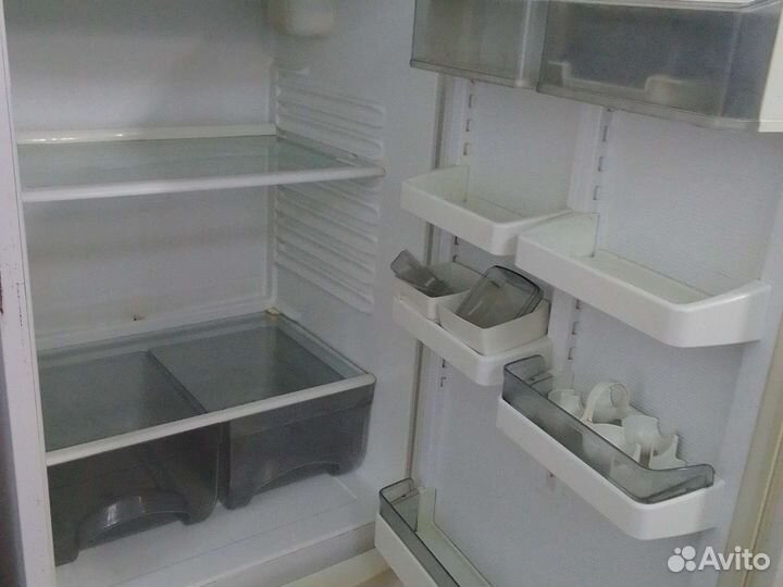Холодильник б/у Атлант 160 см