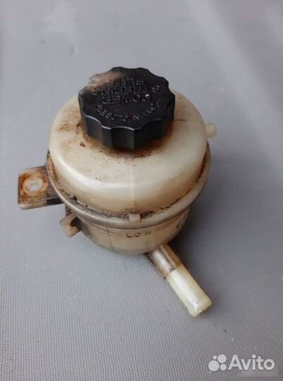 Бачок гур Kia Spectra