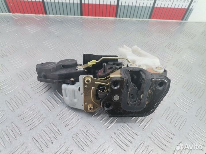 Замок для Hyundai-KIA Santa Fe 1 (SM)