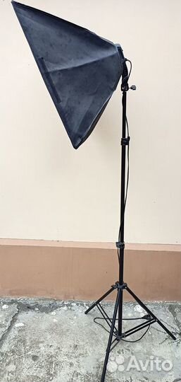 Софтбокс 70х50 с осветителем на стойке, з шт