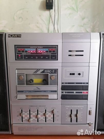 Музыкальный центр