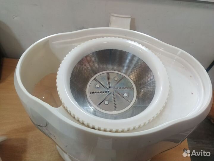 Соковыжималка Scarlett sc-013