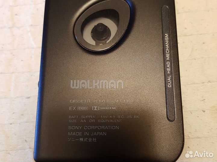 Кассетный плеер Sony Walkman WM-EX909