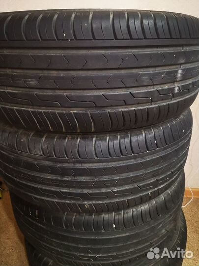 Comforser Thruster 235/55 R17