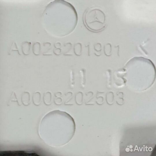 Фонарь двери A0028201901 Mercedes-Benz C W205 0