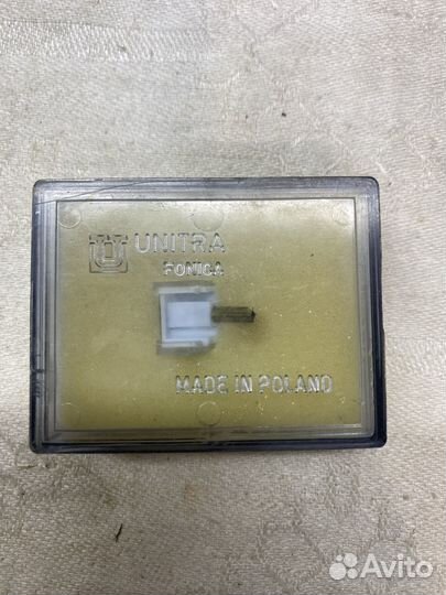 Головка звукоснимателя пьезо и иглодержатели