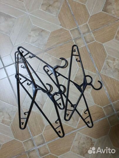 Вешалки плечики