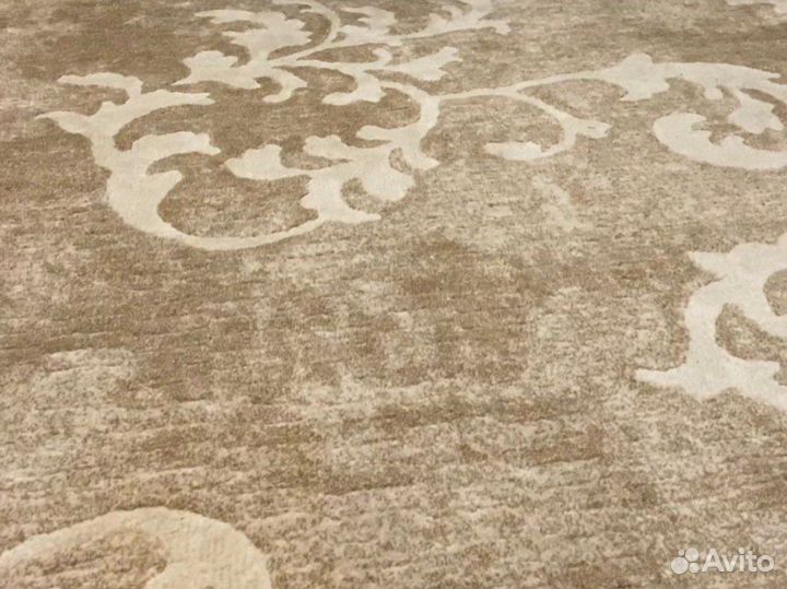 Ковер шерстяной