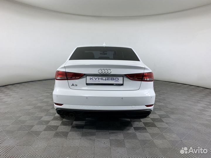 Audi A3 1.4 AMT, 2018, 75 820 км