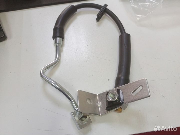 Шланг тормозной передний левый ford explorer 2006