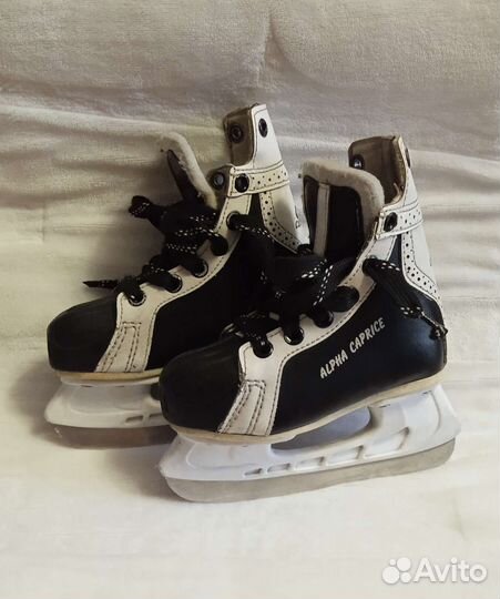 Коньки детские, размер 28