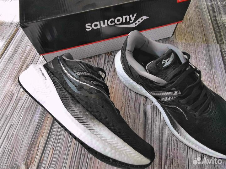 Кроссовки saucony triumph 20