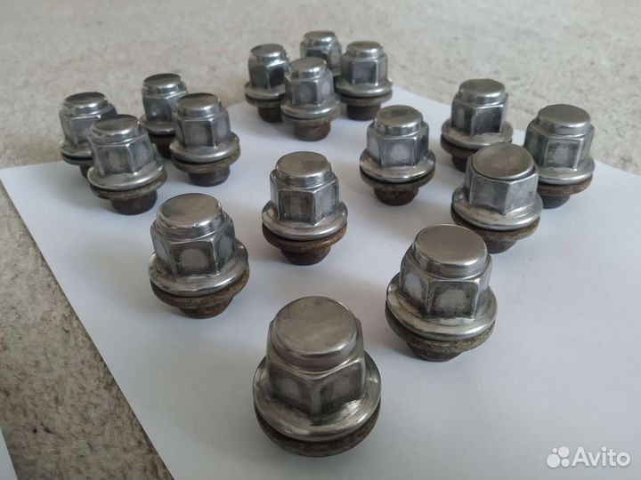 Гайки Секретки Lexus Toyota