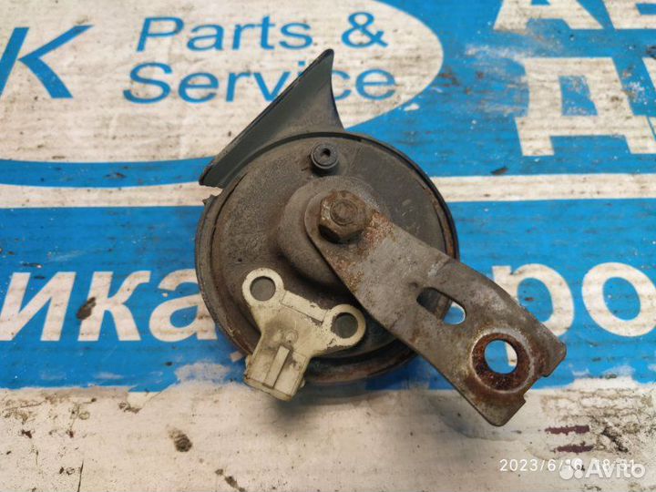 Звуковой сигнал прав. Opel Zafira 05-15