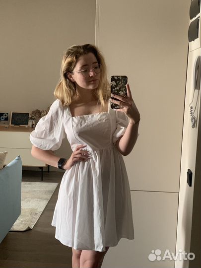 Платье белое