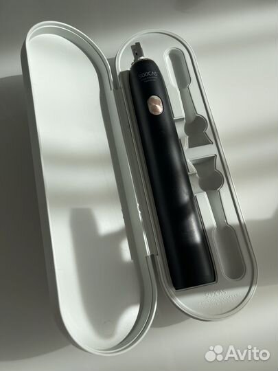 Электронная зубная щетка soocas