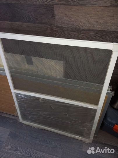 Москитные сетки на окна новые