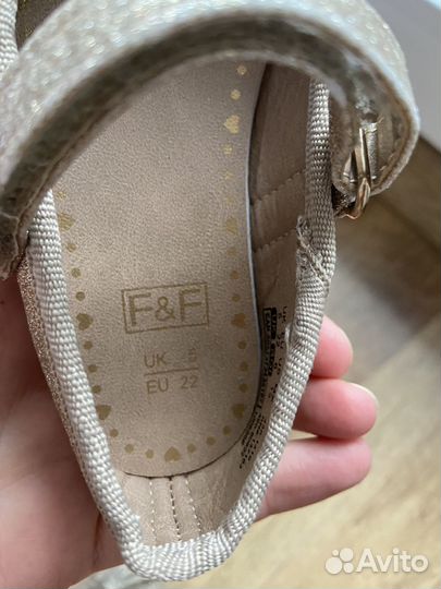 Туфли для девочки 22 размер