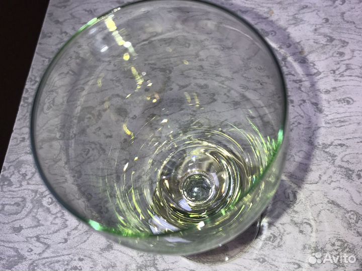 Бокал из цветного богемского стекла времен СССР