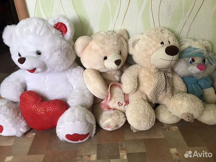 Большие плюшевые медведи