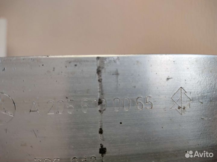 Усилитель пола Mercedes W205