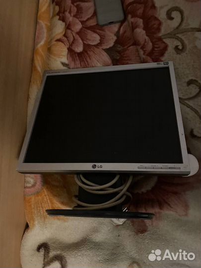 Монитор LG