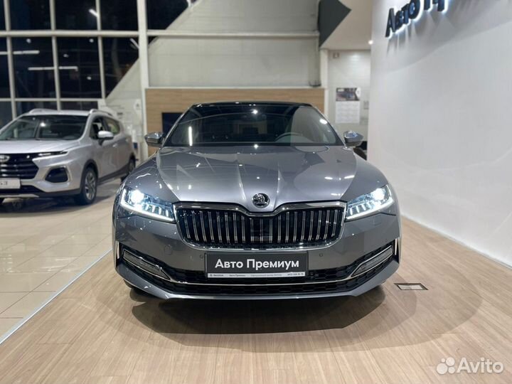 Skoda Superb 2.0 AMT, 2023