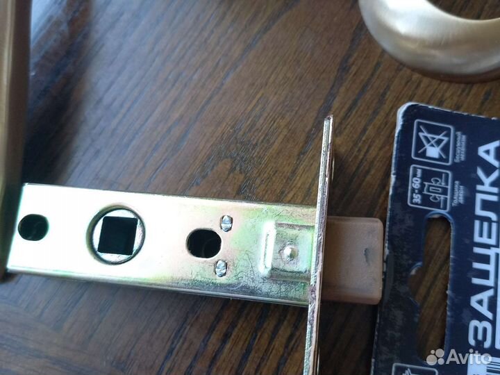 Дверная ручка межкомнатные