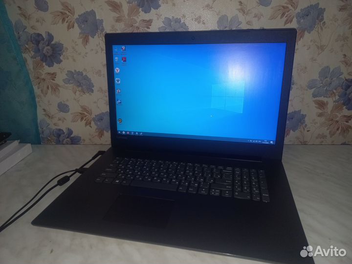Ноутбук Lenovo Ideapad 330-17AST (HD+) A9-9425/8Gb