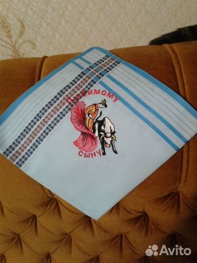 Мужские носовые платочки с вышивкой