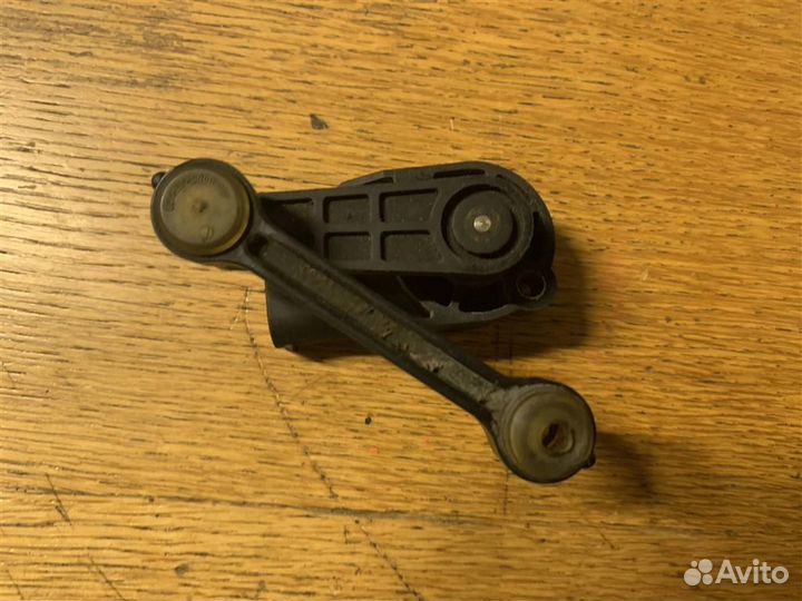 Датчик регулировки дорож. просвета VW Touareg