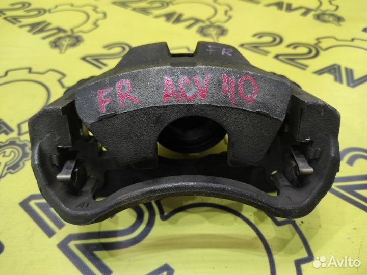 Суппорт передний правый Toyota Camry ACV40 2AZ-FE