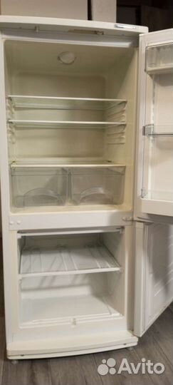 Холодильник на запчасти