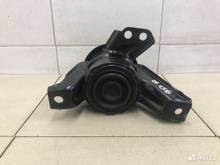 Опора двигателя правая Sportage 2016