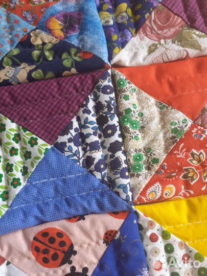 Лоскутное одеяло ручной работы
