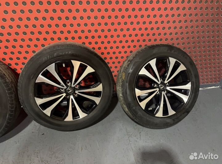 Диски с резиной Lexus NX 300H 2021 R18